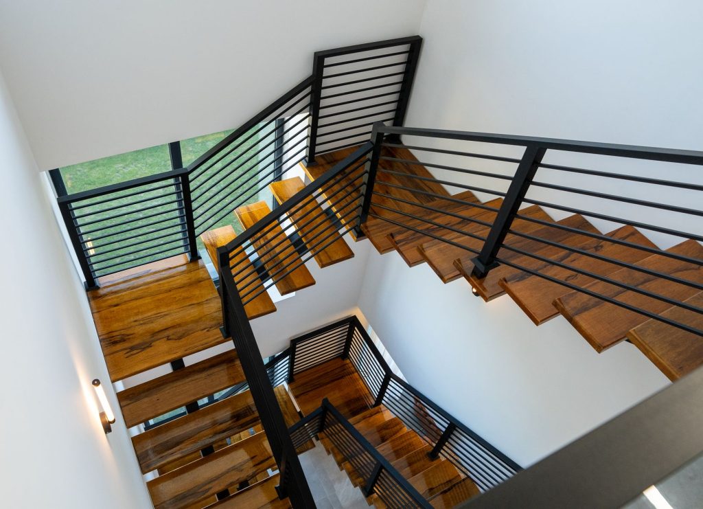 Quelles sont les dimensions d&rsquo;un escalier standard ?