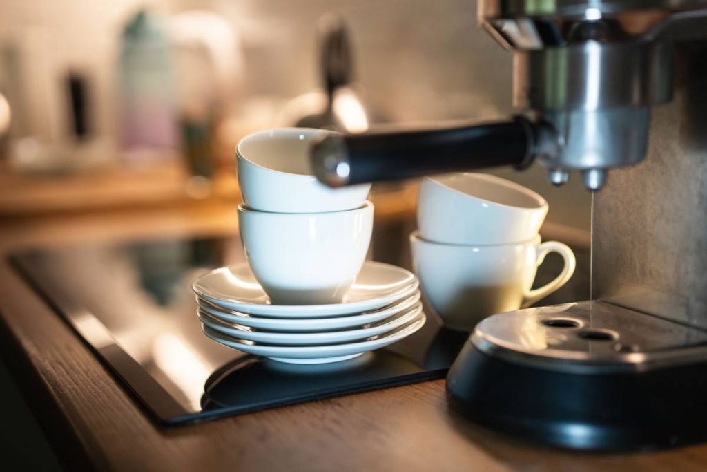 Machine à café à grain : les critères clés pour bien choisir